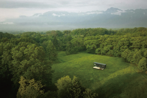 「建築しないホテル」で国立公園さえも客室にする「HOTEL CABINS & SOLUTIONS」を提供開始｜㈱NOMAD TRAILERS