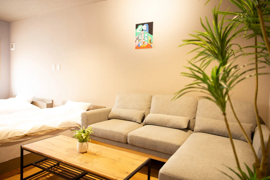 「街とつながる休憩所」小布施の宿 あずまや　食・歴史・文化などの魅力あふれる町の観光拠点として期待！[5/16(土) NEW OPEN] (※現在一部制限を設けプレオープン中)